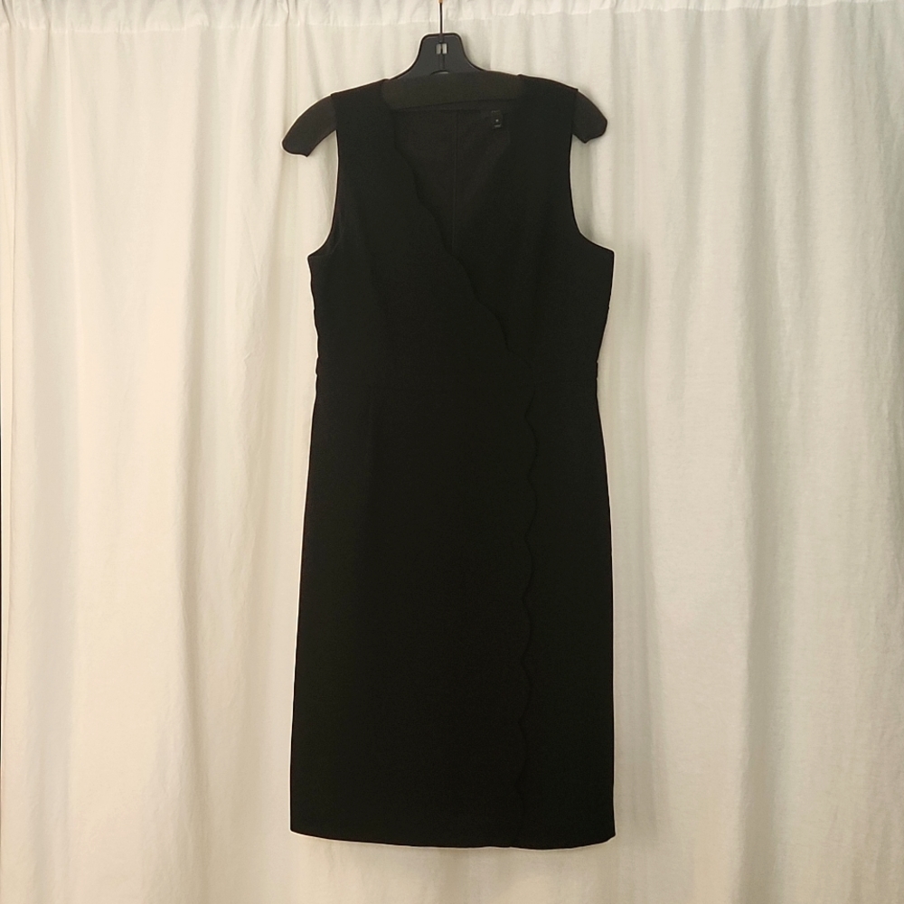 J.Crew classic little  black  scalloped neckline sleeveless dress sz 10